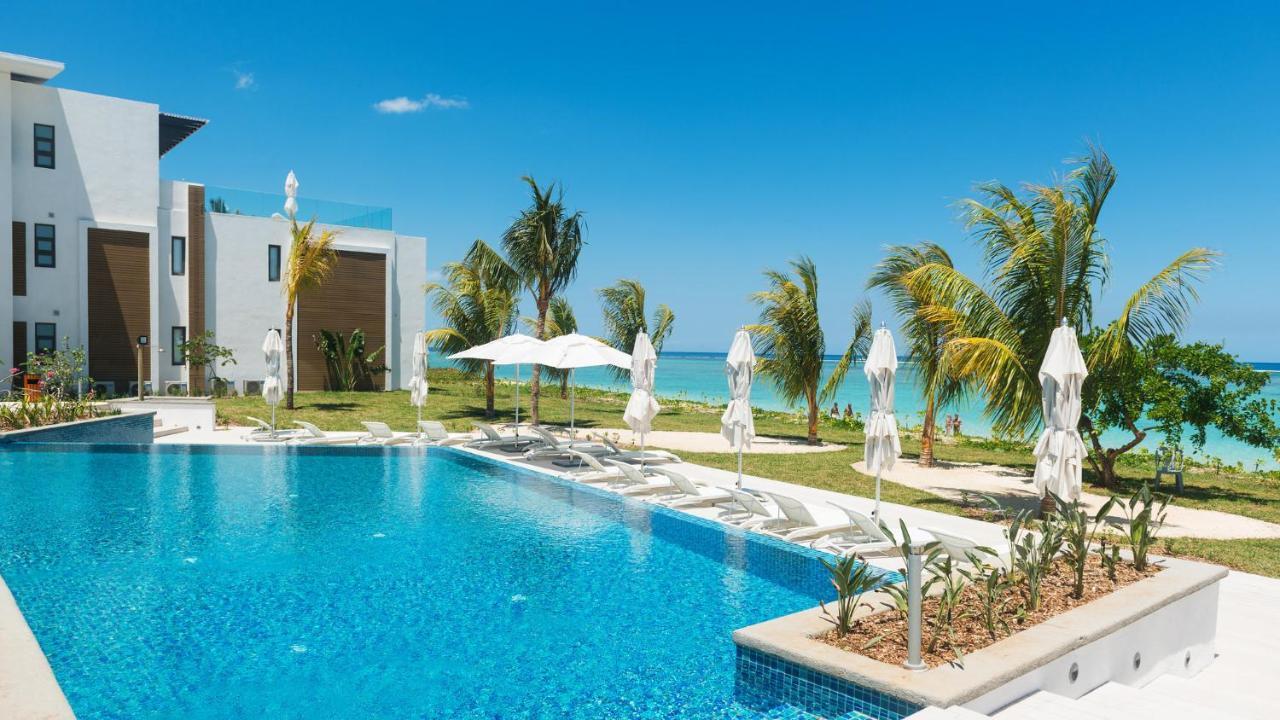 Cap Ouest By Horizon Holidays Flic-en-Flacq Buitenkant foto